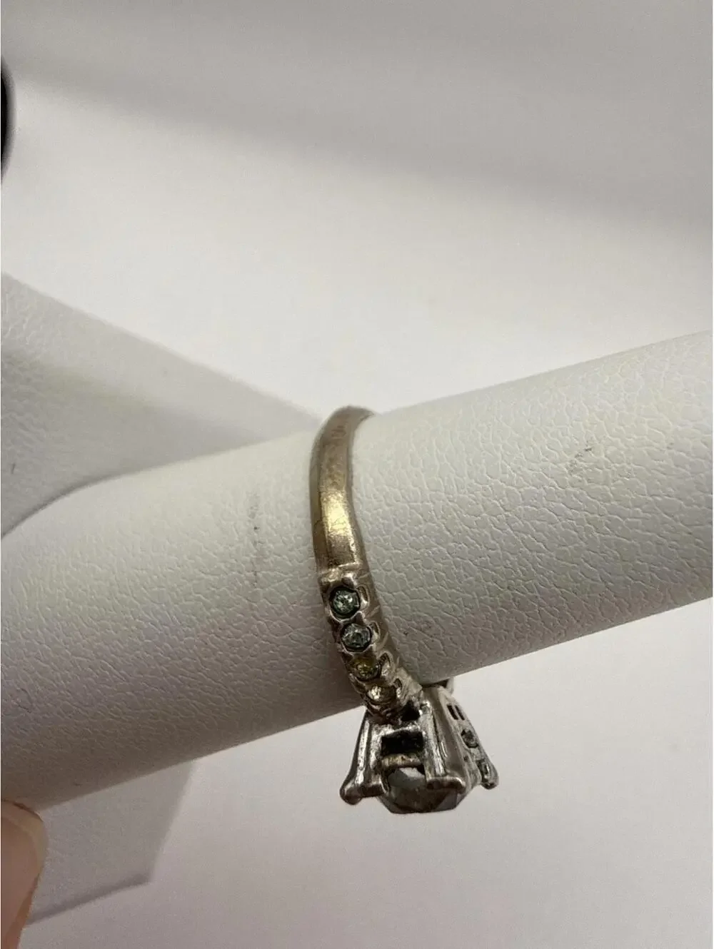 Uncas Sterling Vintage Silver Ring with Discolored Clear Gemstone Size 6.75